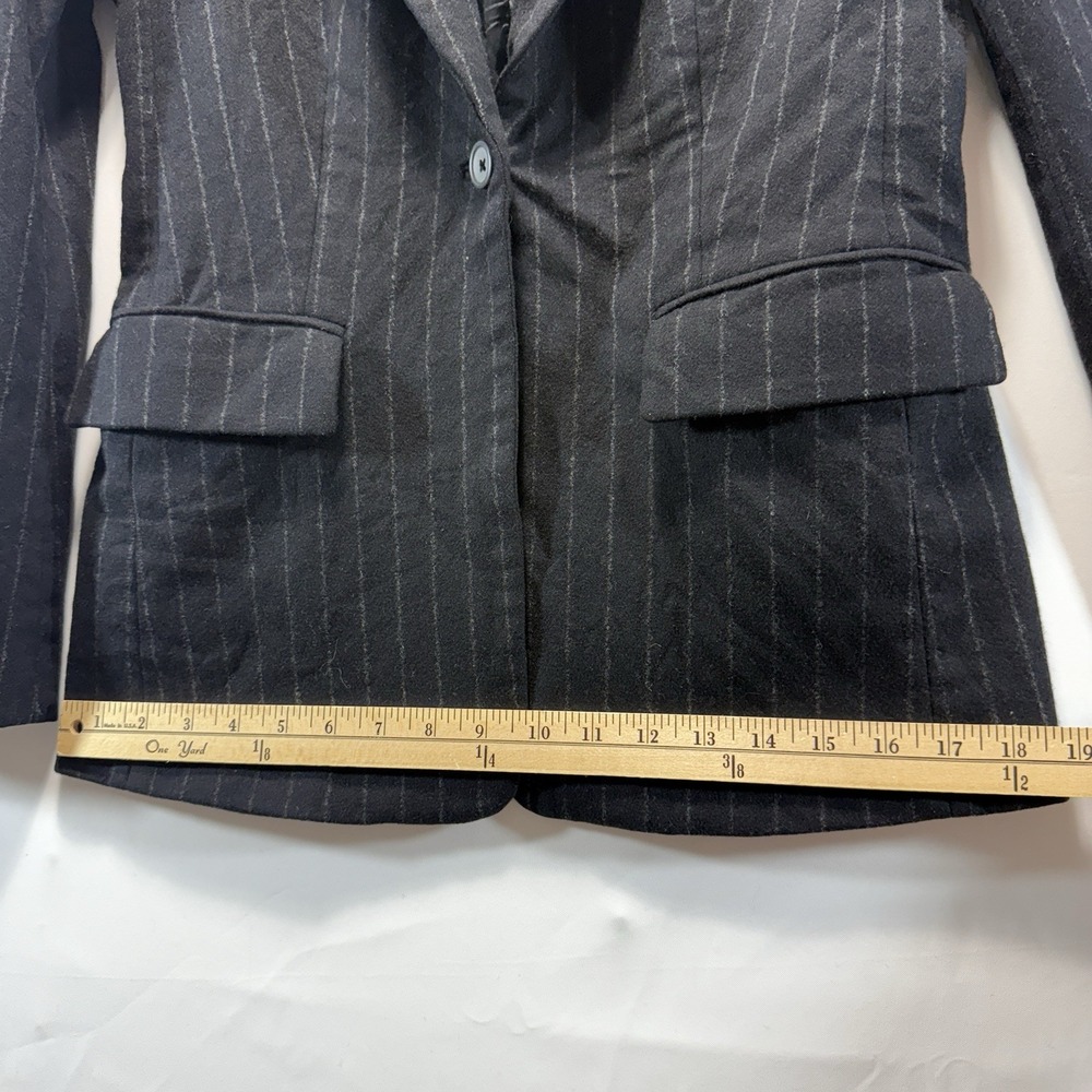 Banana Republic Blazer Womens 6 Black Pin Stripe One Button Wool Blend - Picture 5 of 10